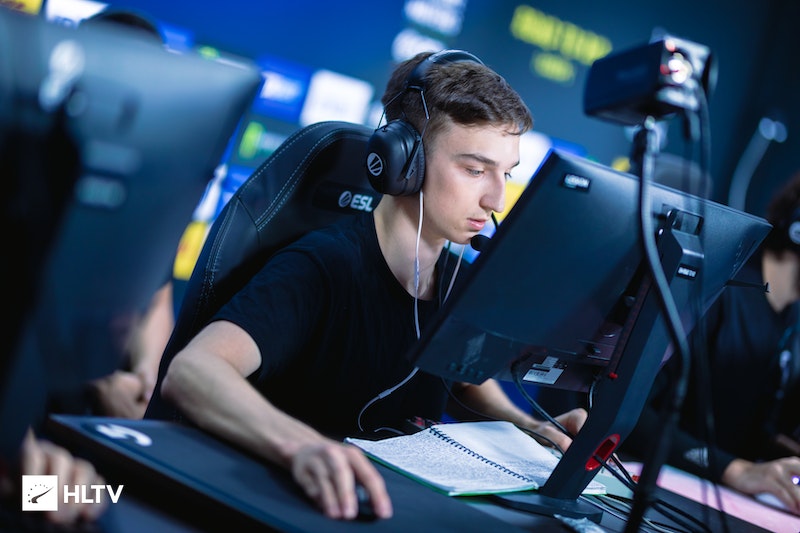 Outsiders zapewnili sobie miejsce na etapie Legends IEM Rio Major