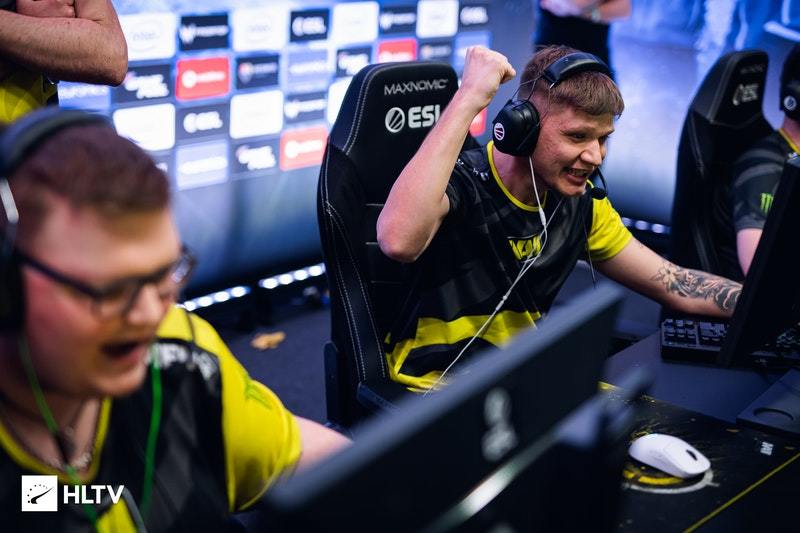 NAVI defeated Gambit in the finals of Starladder CIS NAVI defeated Gambit in the finals of Starladder CIS