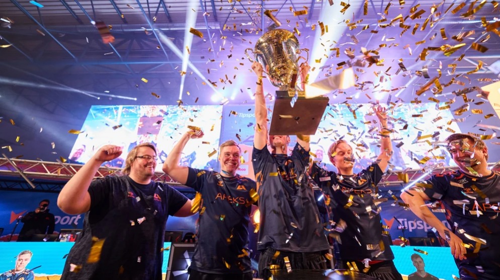 Apeks ganó la Copa Tipsport Bratislava