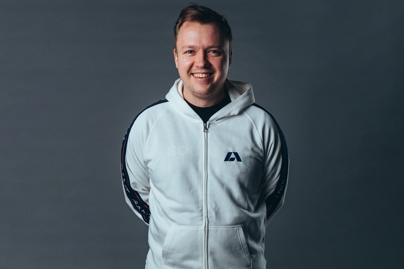 El entrenador MOUZ trabajará con el equipo juvenil de Apeks El entrenador MOUZ trabajará con el equipo juvenil de Apeks