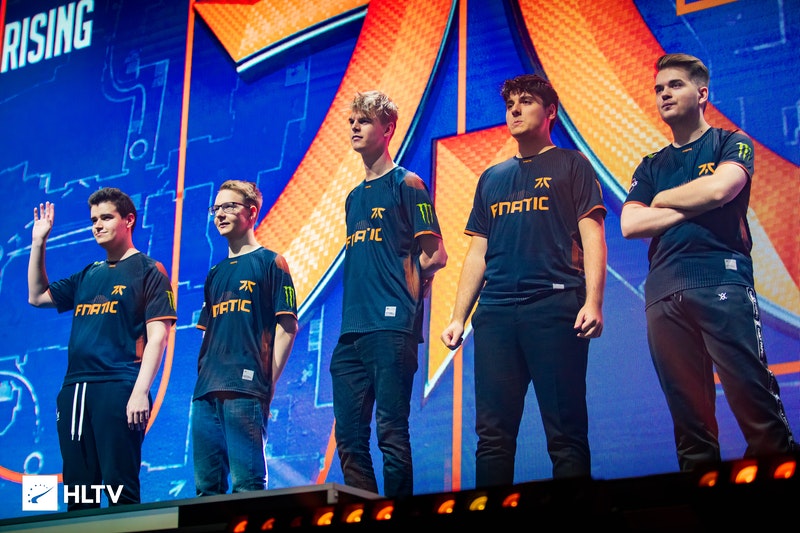 Fnatic busca un nuevo entrenador para su equipo juvenil