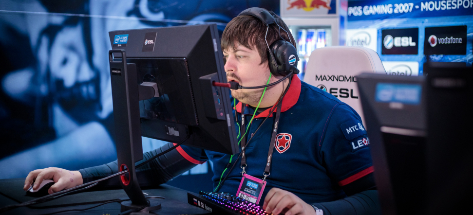 Mikhail Stolyarov created his own cyber sports organization Mikhail Stolyarov created his own cyber sports organization