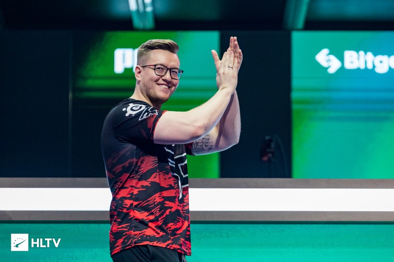 FaZe majörde büyük finale yükseldi