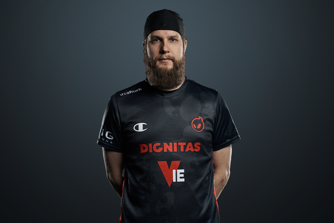 f0rest i friberg przedłużyły kontrakty z Dignitas do 2022 roku
