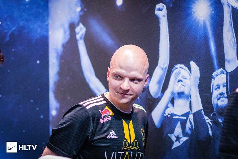 Trener witalności wyjaśnił, dlaczego w drużynie jest sześciu zawodników Trener witalności wyjaśnił, dlaczego w drużynie jest sześciu zawodników